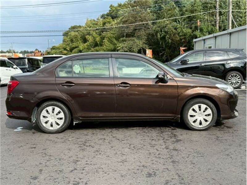 COROLLA AXIO