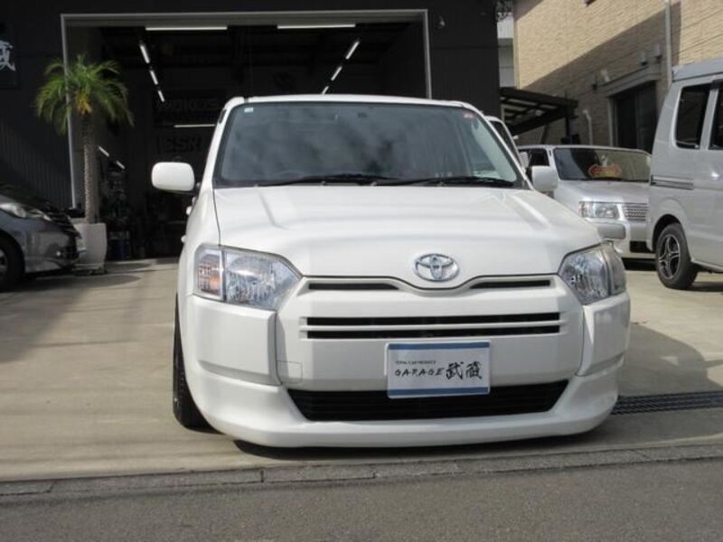 SUCCEED VAN