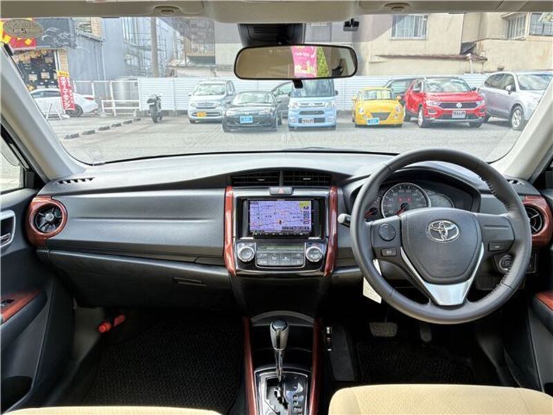COROLLA AXIO