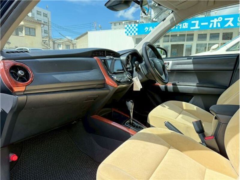 COROLLA AXIO