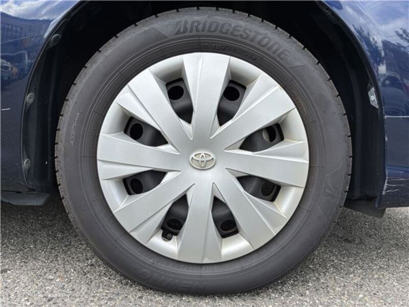 COROLLA AXIO