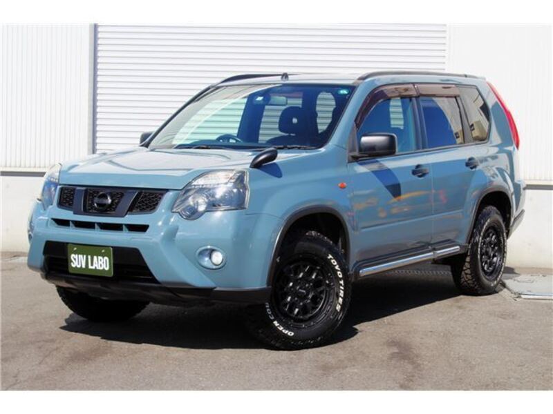 X-TRAIL