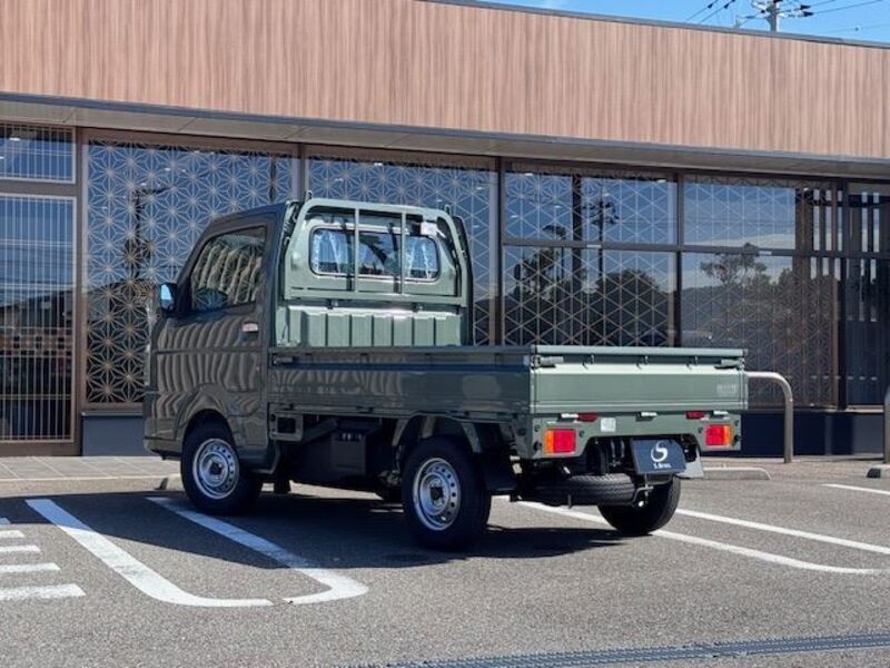 CARRY TRUCK