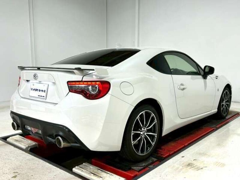 86