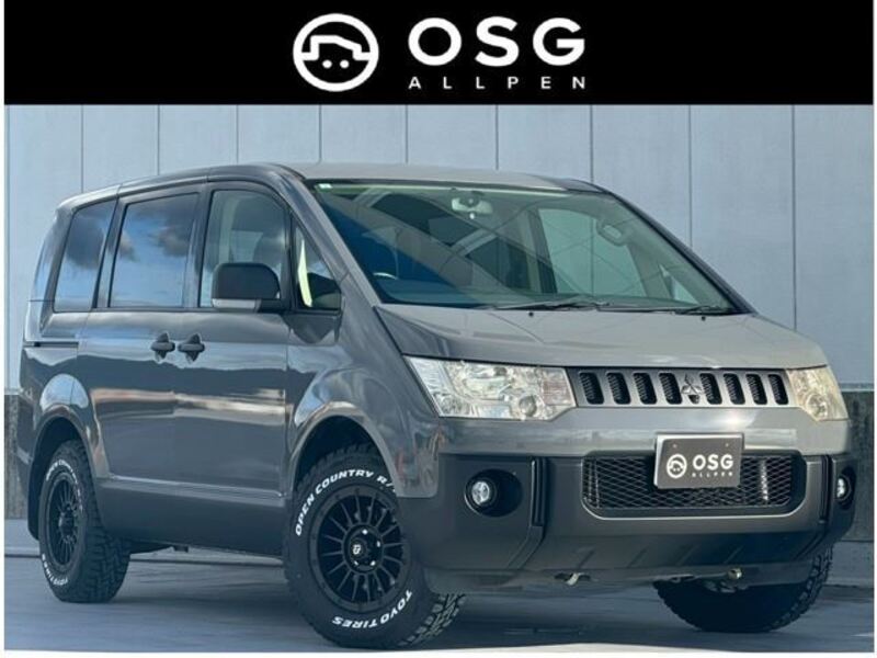 MITSUBISHI DELICA D5