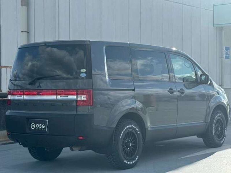 DELICA D5