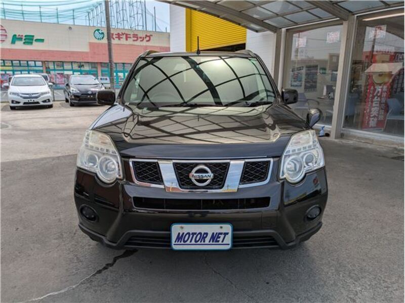 X-TRAIL
