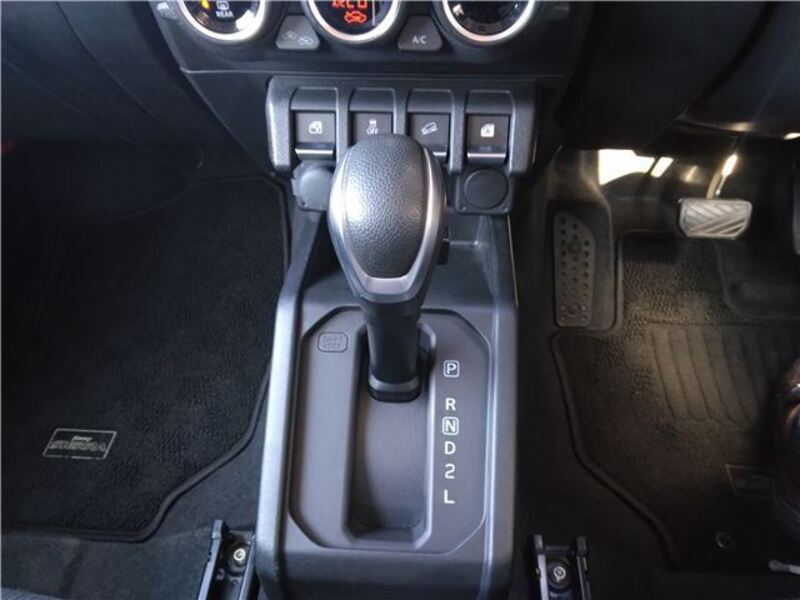 JIMNY SIERRA
