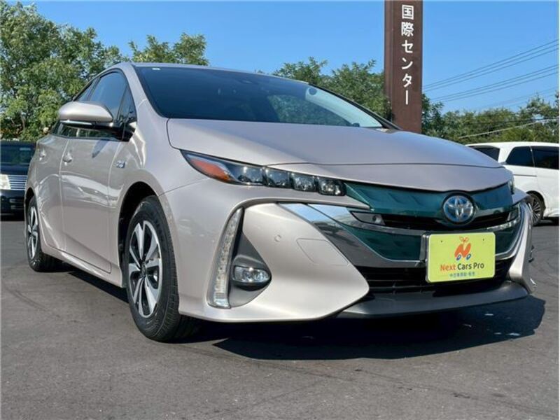 PRIUS PHV