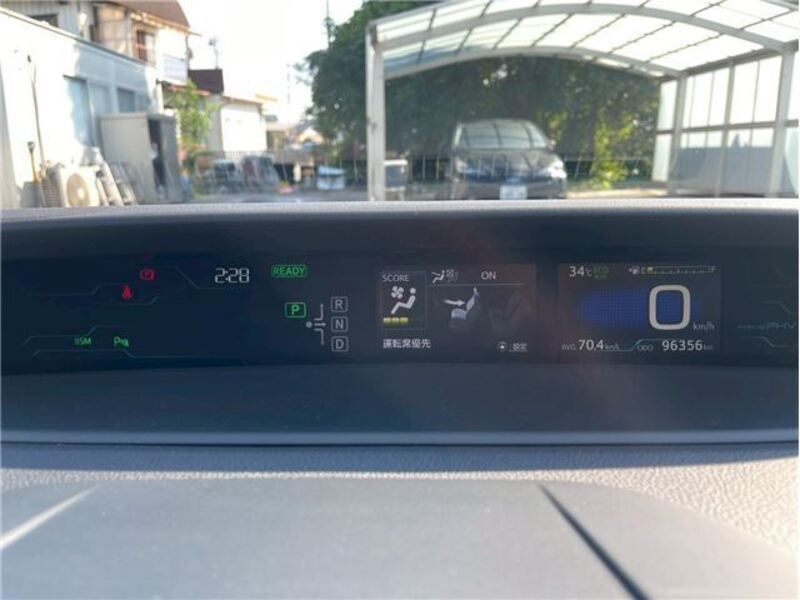 PRIUS PHV