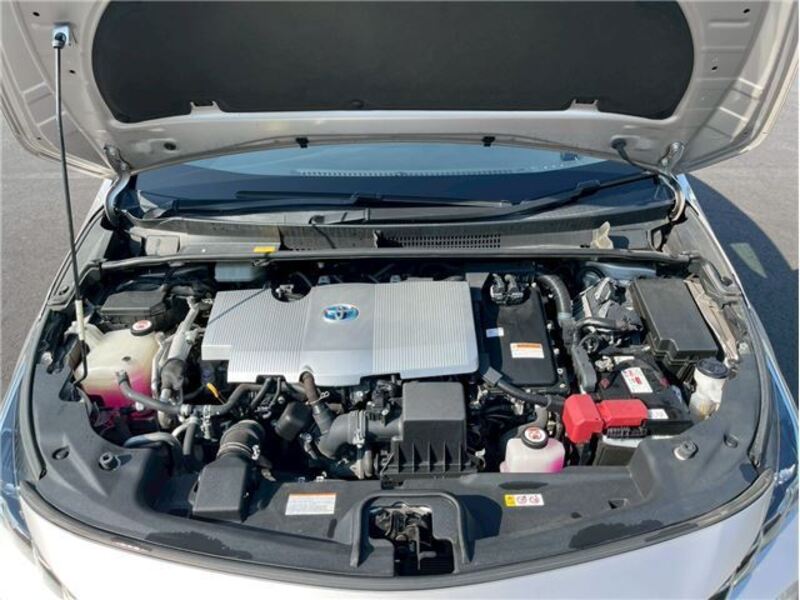 PRIUS PHV