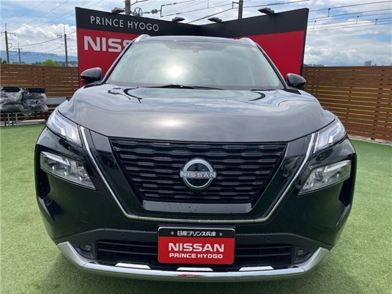 X-TRAIL