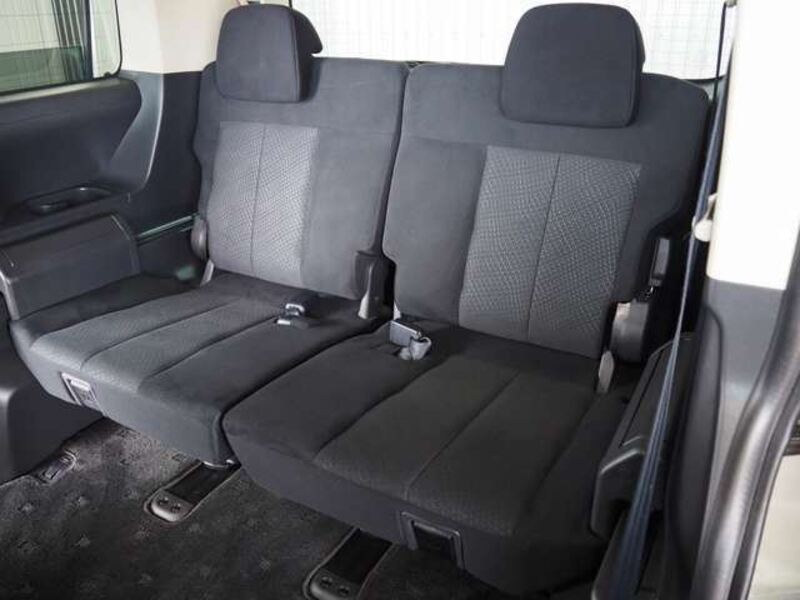 DELICA D5