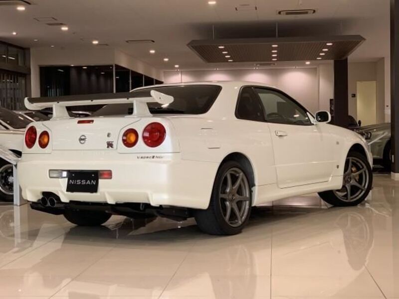 SKYLINE