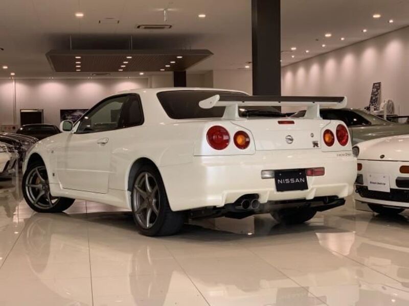 SKYLINE