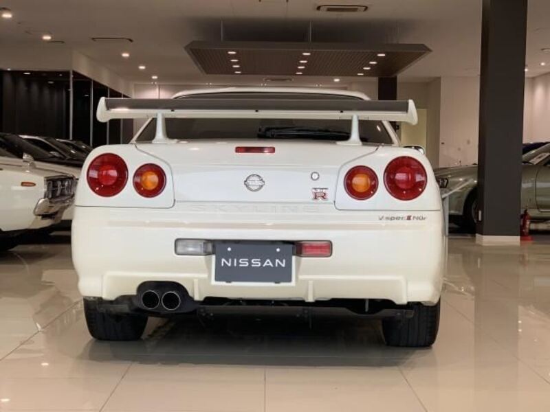 SKYLINE
