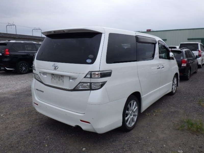 VELLFIRE
