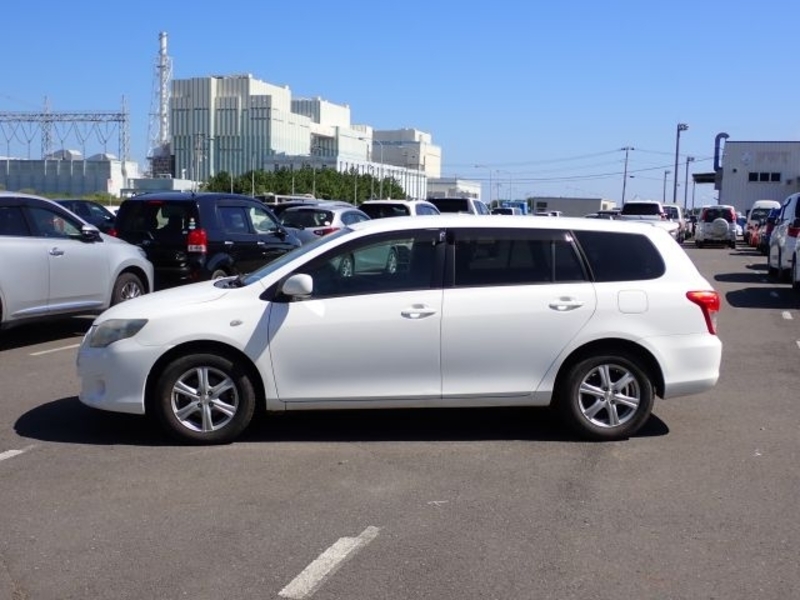 COROLLA FIELDER
