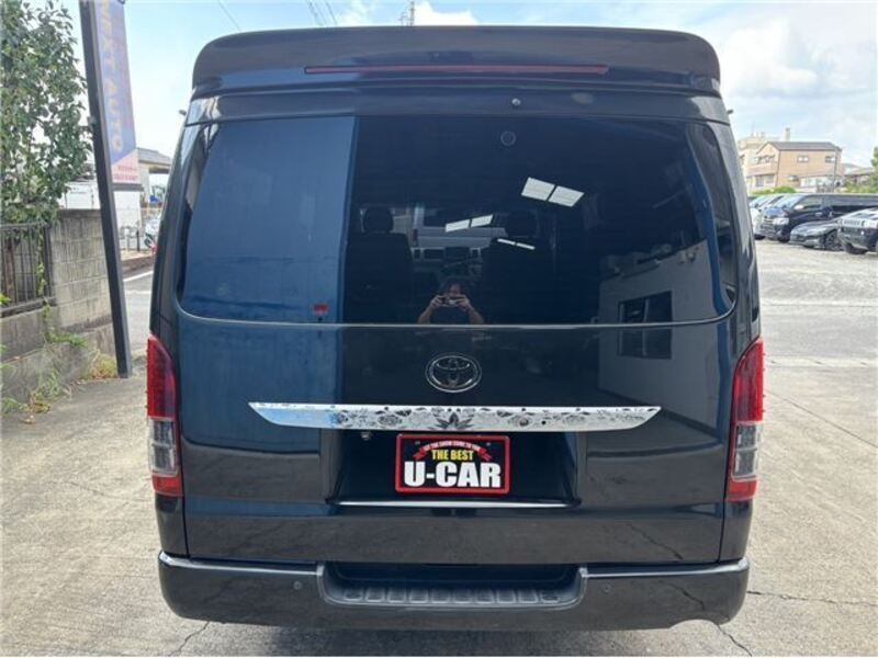 HIACE VAN
