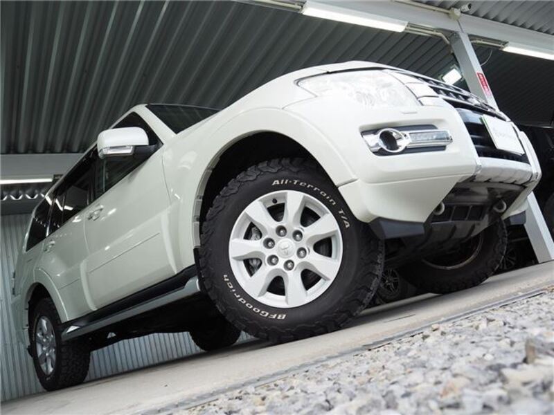 PAJERO
