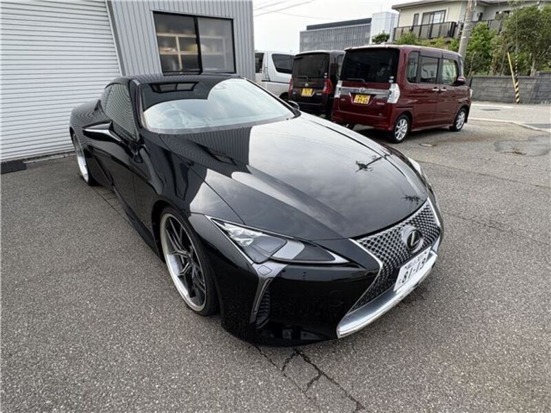 LEXUS LC