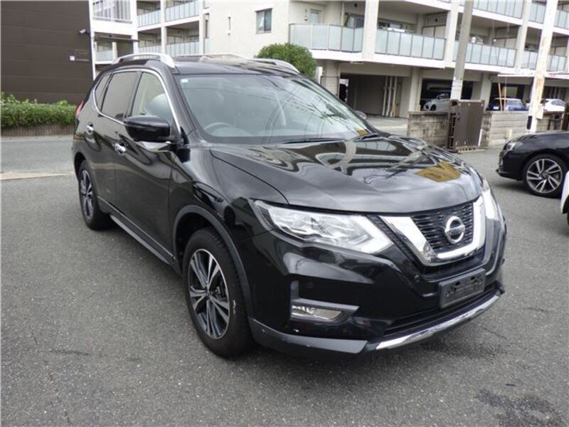 X-TRAIL