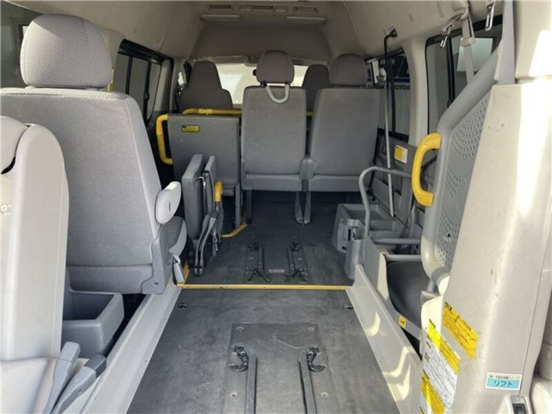 HIACE VAN