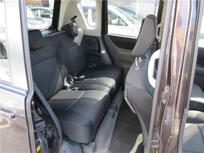 DELICA D2