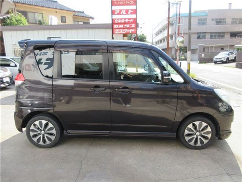 DELICA D2