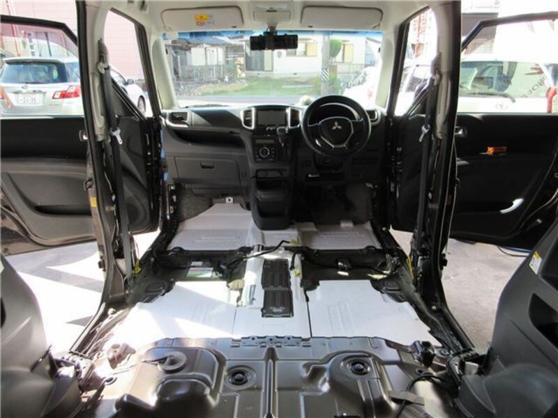 DELICA D2