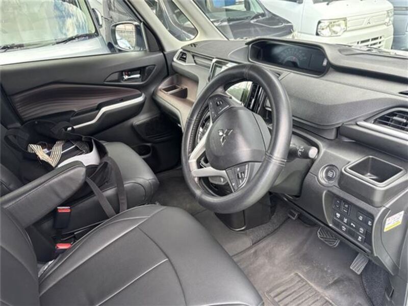 DELICA D2