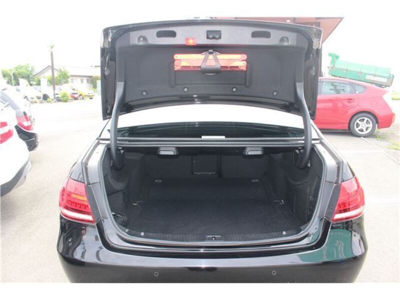 E-CLASS