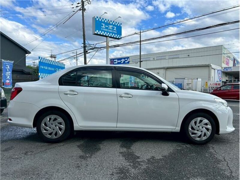 COROLLA AXIO