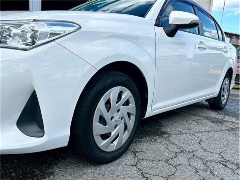 COROLLA AXIO