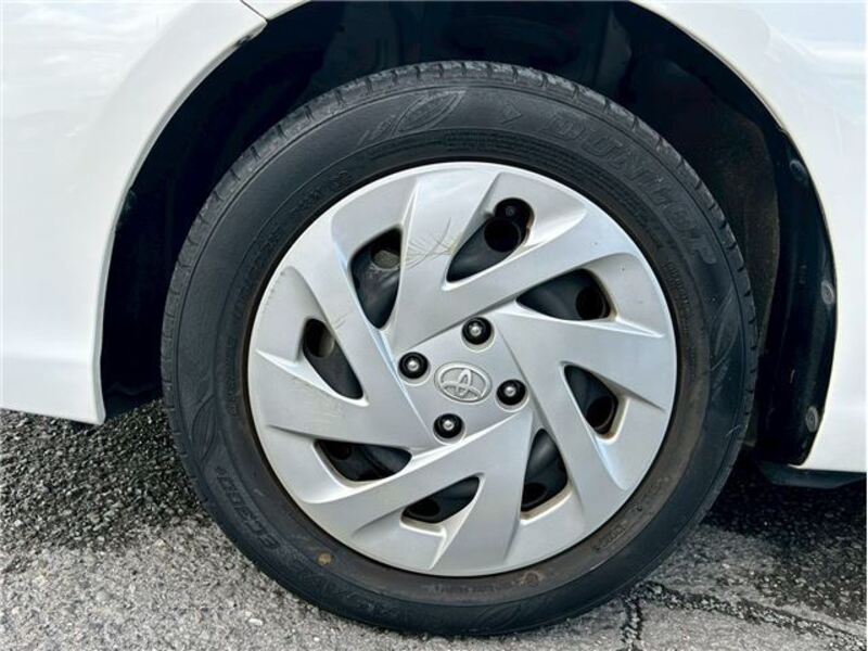 COROLLA AXIO
