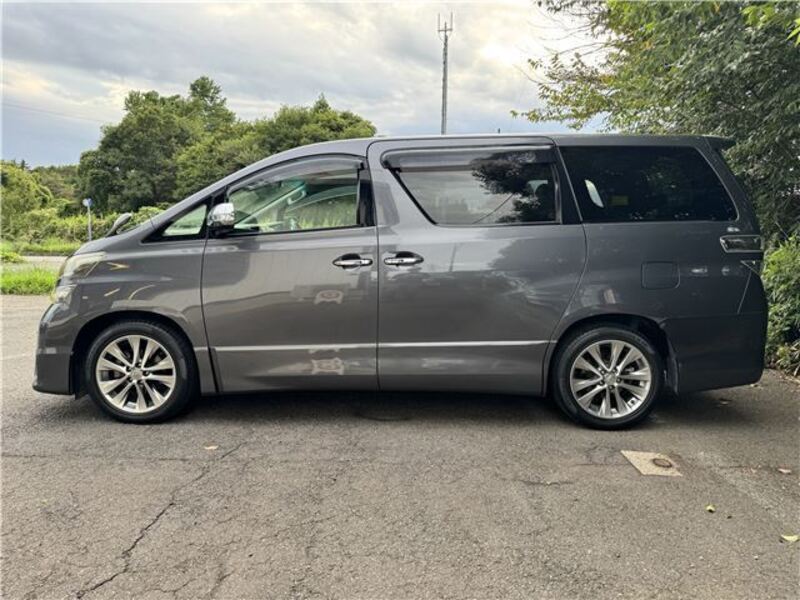 VELLFIRE