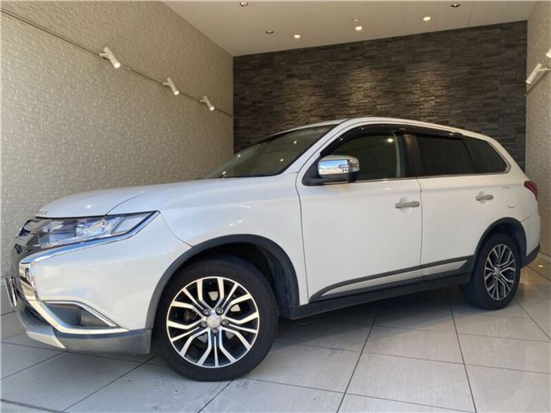 OUTLANDER
