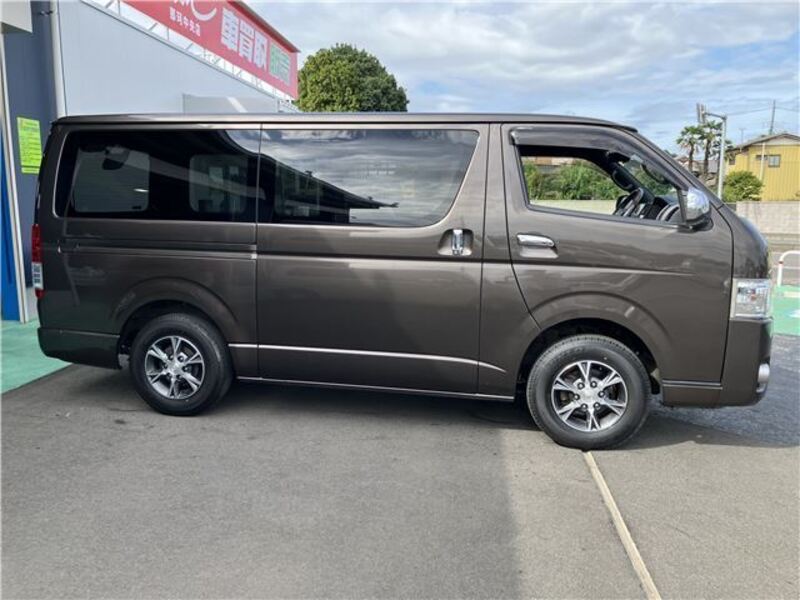HIACE