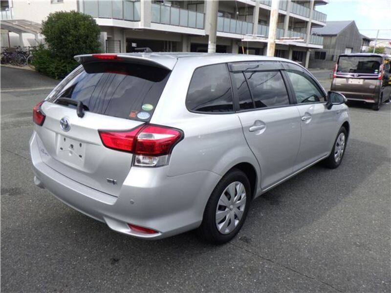 COROLLA FIELDER