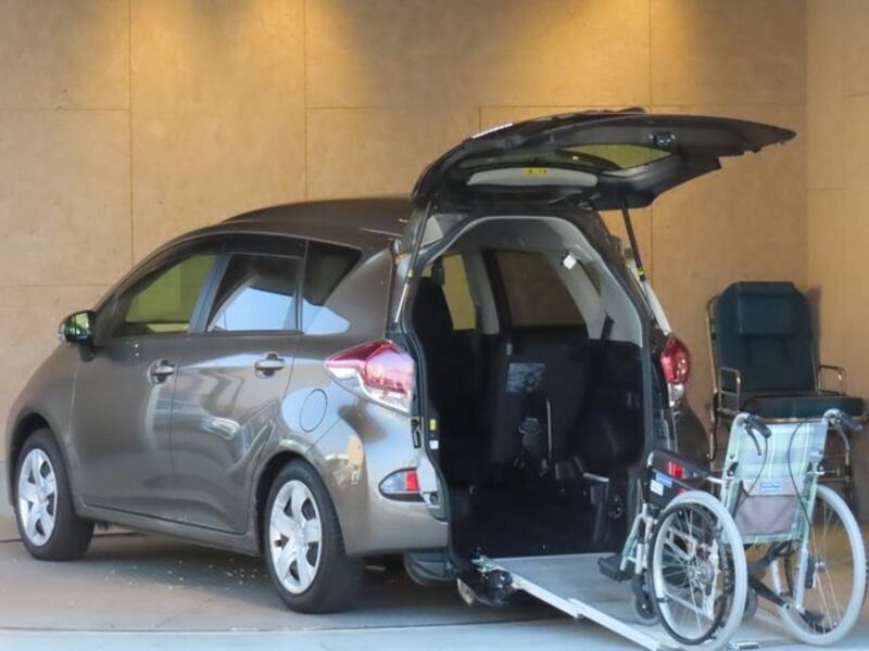 TOYOTA RACTIS