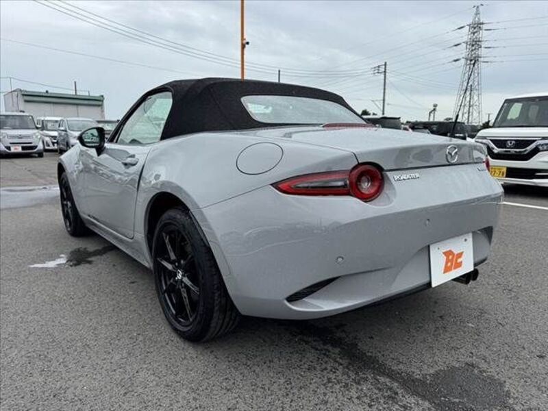 ROADSTER
