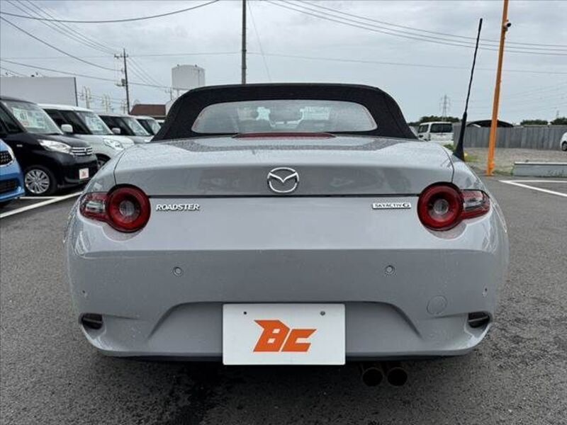 ROADSTER