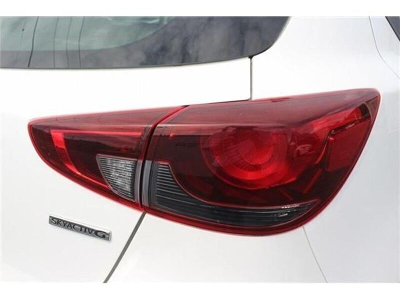 MAZDA2