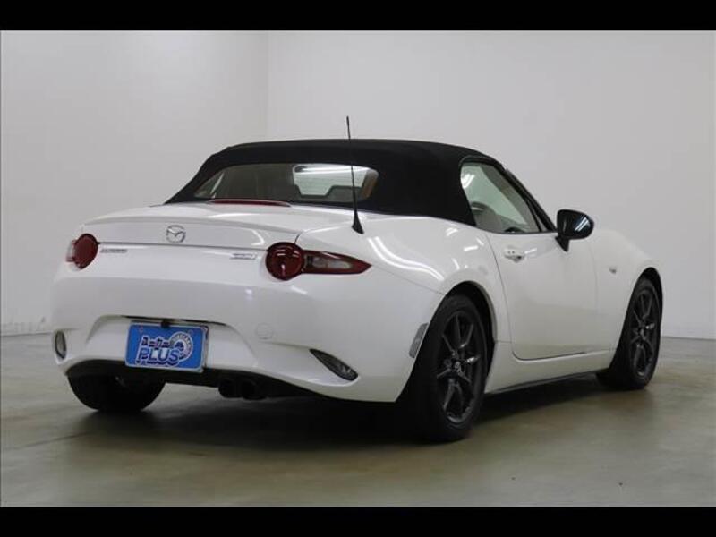ROADSTER
