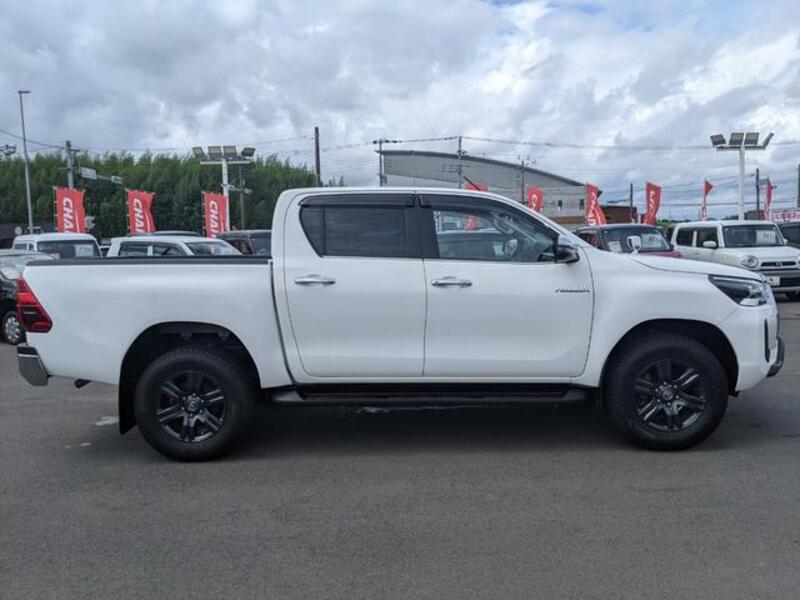 HILUX