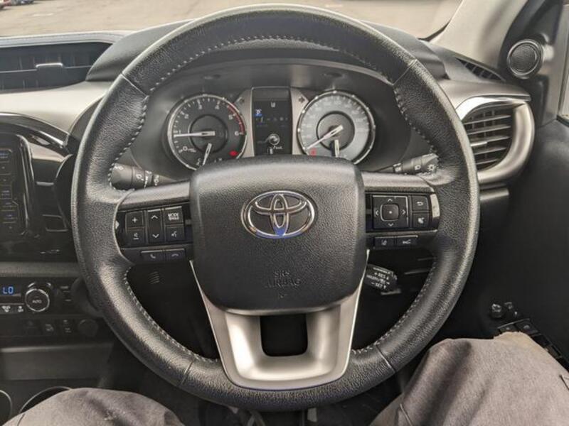 HILUX