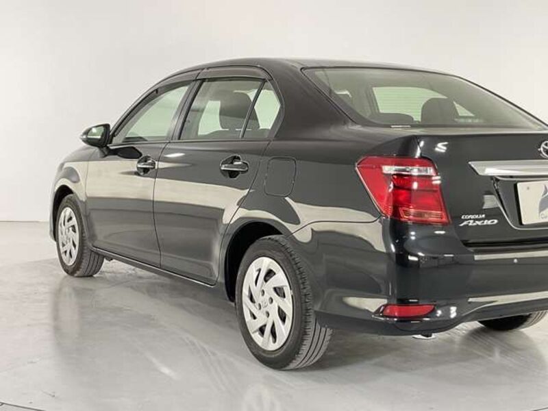 COROLLA AXIO