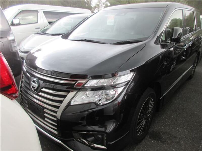 NISSAN ELGRAND