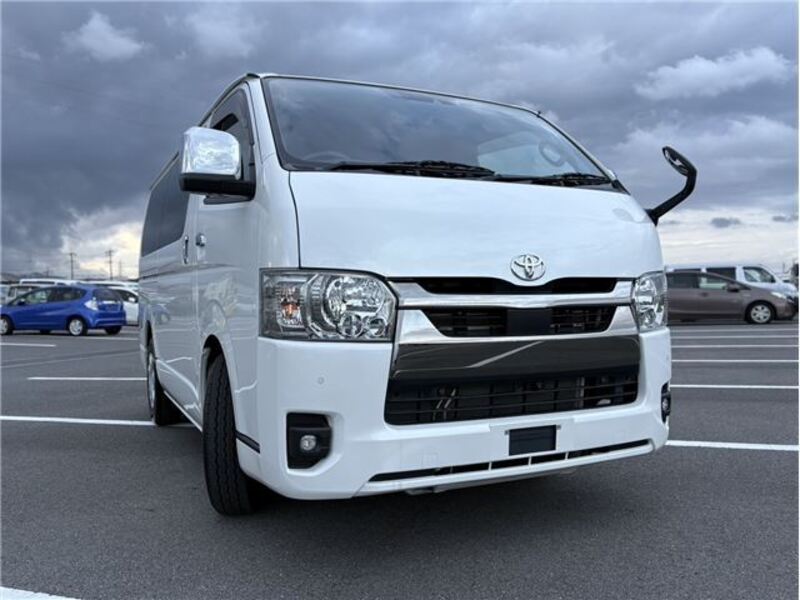 HIACE VAN