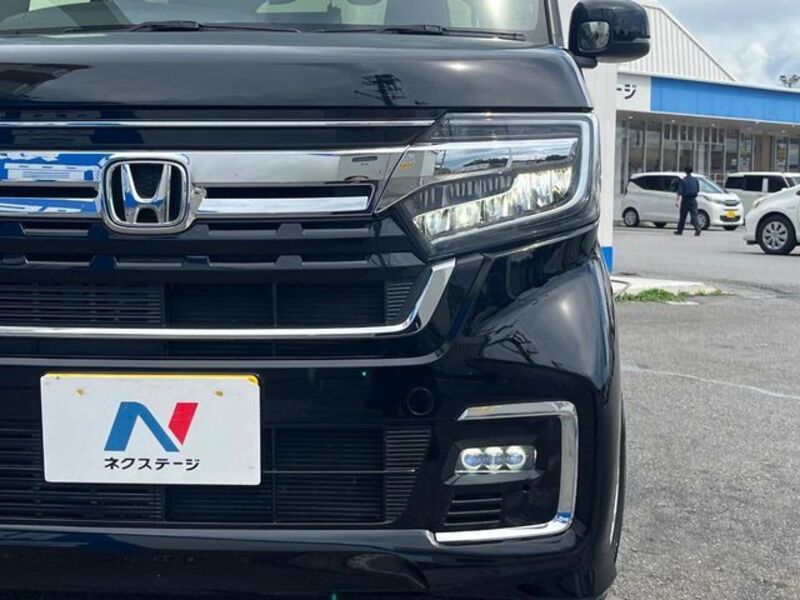 N BOX CUSTOM